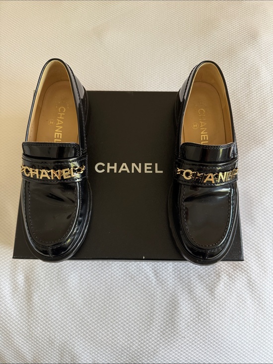 CHANEL Shoes - CHANEL Black Patent Leather Women’s Logo Chain Loafers